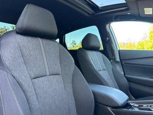 Used 2025 Honda Accord Sport image 30