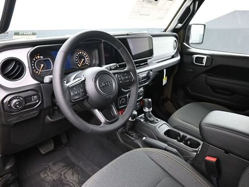 New 2026 Jeep Gladiator Willys image 12