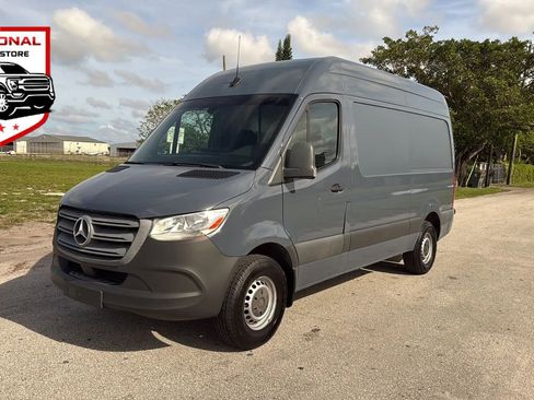 Used 2019 Mercedes-Benz Sprinter 144 image 1
