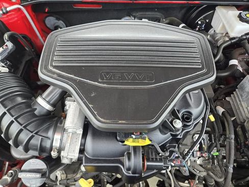 Used 2024 Chevrolet Blazer LT FWD image 30