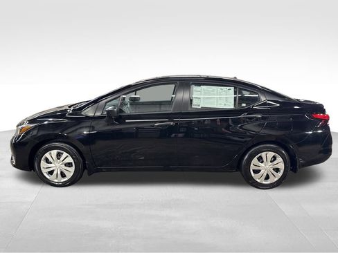 Certified 2025 Nissan Versa S w/ Trunk Package image 2