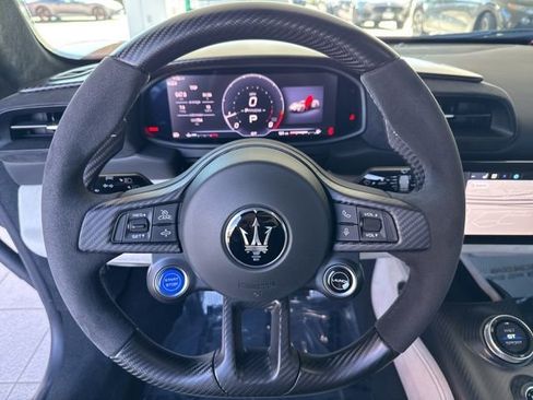 Used 2023 Maserati MC20 Coupe image 10