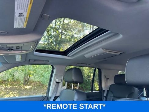 Used 2017 Chevrolet Tahoe LT w/ LT Signature Package AWD/4WD image 7