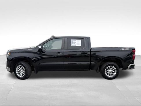 Used 2021 Chevrolet Silverado 1500 LT AWD/4WD image 2