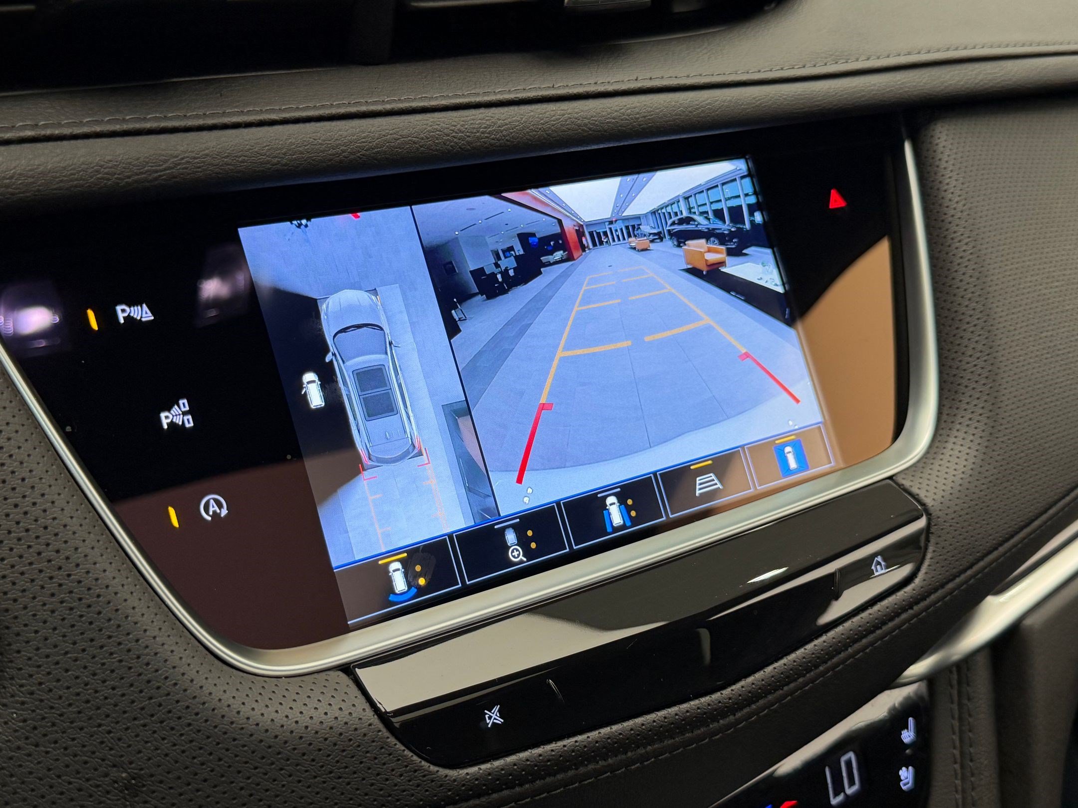 Certified 2026 Cadillac XT5 Premium Luxury w/ Driver Assist Package FWD image 30
