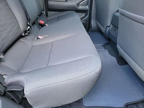 New 2026 Nissan Frontier S image 17