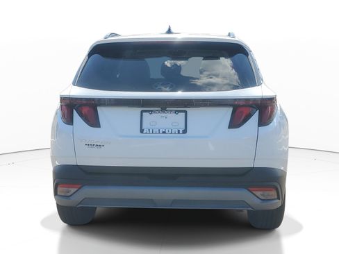 Used 2025 Hyundai Tucson SEL FWD image 6