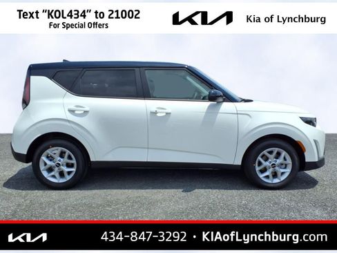 New 2025 Kia Soul S image 3