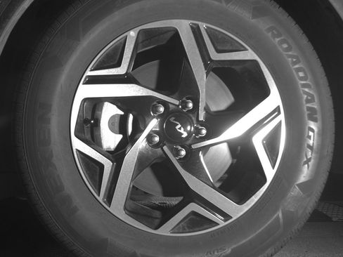 Used 2025 Kia Sportage LX image 12