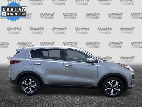 Used 2022 Kia Sportage LX FWD image 11