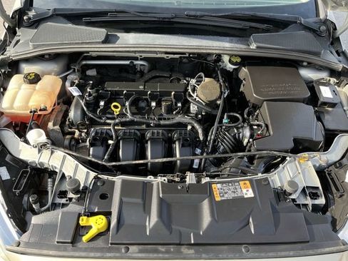 Used 2016 Ford Focus SE FWD image 18