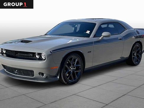 Used 2023 Dodge Challenger R/T w/ Plus Package image 1
