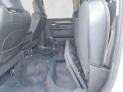 Used 2024 RAM 2500 Laramie AWD/4WD image 9
