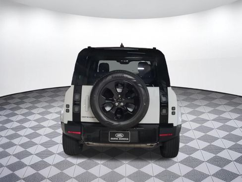New 2026 Land Rover Defender 110 S AWD/4WD image 4
