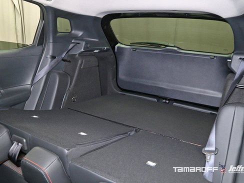 New 2026 Nissan Kicks SR image 11