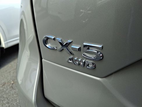 New 2025 MAZDA CX-5 AWD 2.5 S w/ Preferred Package image 5