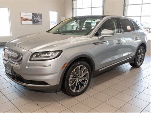 Used 2021 Lincoln Nautilus Reserve AWD/4WD image 5