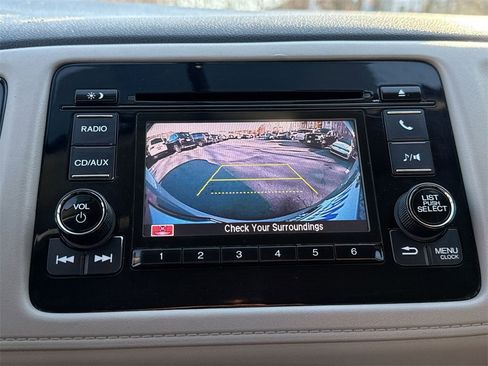 Used 2018 Honda HR-V LX image 22