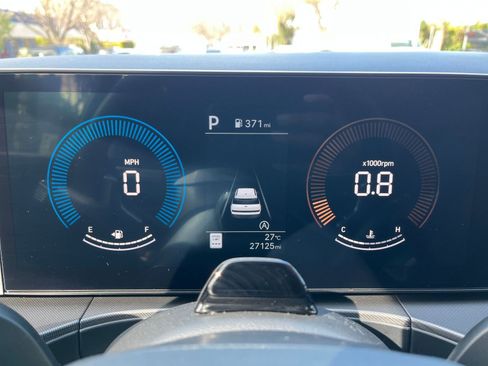 Used 2025 Hyundai Santa Fe SEL image 43