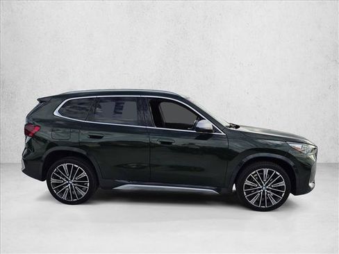 Certified 2023 BMW X1 xDrive28i w/ Convenience Package AWD/4WD image 4