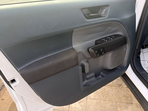 Used 2022 Ford Maverick XL image 8