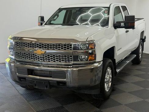 Used 2019 Chevrolet Silverado 2500 W/T AWD/4WD image 5