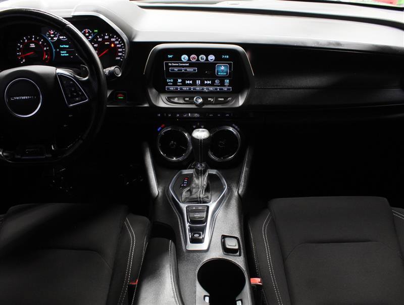 Used 2017 Chevrolet Camaro SS RWD image 10