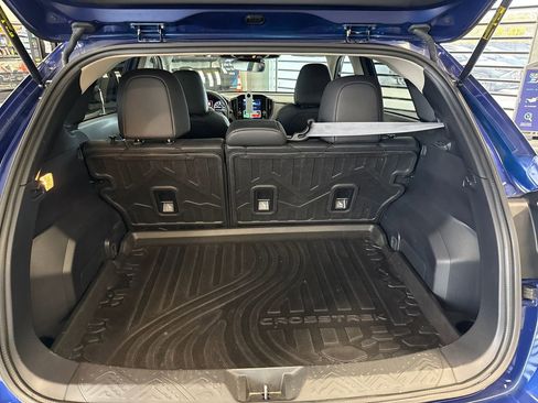 Used 2024 Subaru Crosstrek 2.5i Limited AWD/4WD image 3