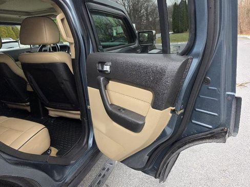Used 2007 HUMMER H3 Adventure image 18