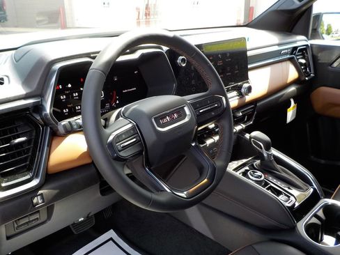 Used 2026 GMC Canyon AT4 w/ Nightfall Essentials Package AWD/4WD image 17