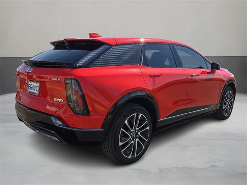 New 2025 Cadillac Optiq Sport 1 image 4