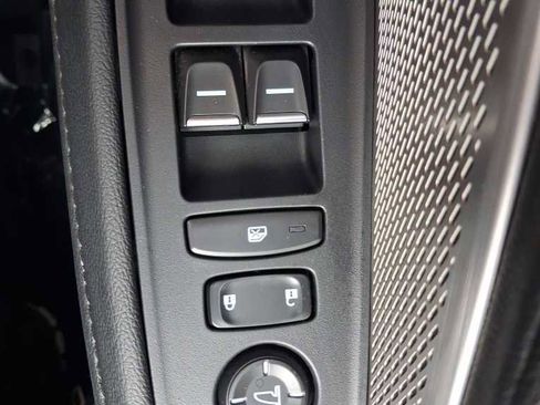 Used 2024 Acura MDX SH-AWD image 18