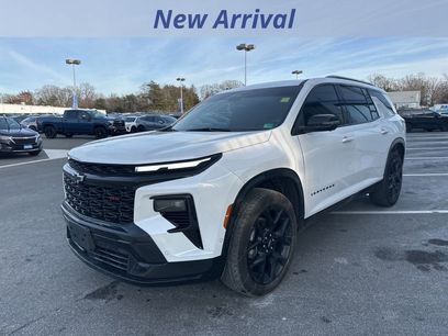 Used 2024 Chevrolet Traverse RS