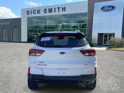 Used 2023 Chevrolet TrailBlazer RS w/ Convenience Package image 5