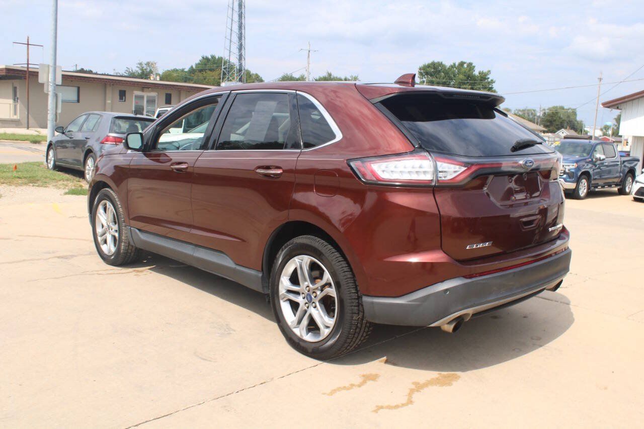 Used 2015 Ford Edge Titanium w/ Equipment Group 301A FWD image 2