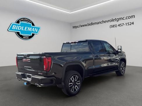 Used 2024 GMC Sierra 1500 AT4 w/ Technology Package AWD/4WD image 8