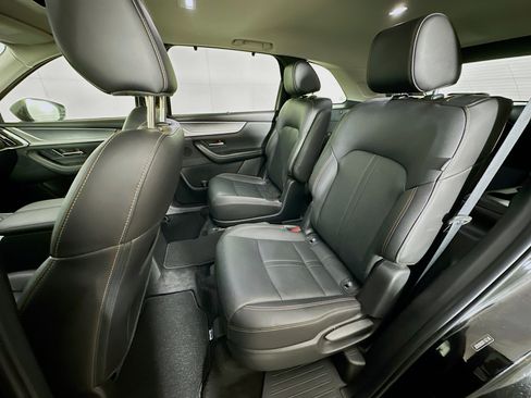 Used 2024 MAZDA CX-90 3.3 Turbo w/ Preferred Package image 29