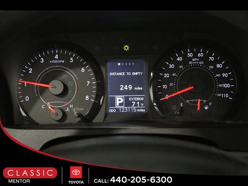 Used 2015 Toyota Sienna LE FWD image 8