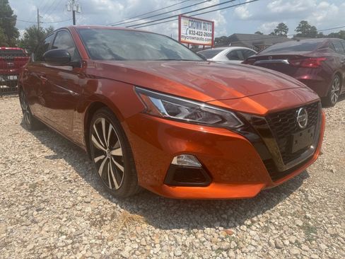 Used 2022 Nissan Altima 2.5 SR image 3