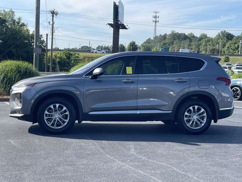 Used 2019 Hyundai Santa Fe SEL FWD image 4