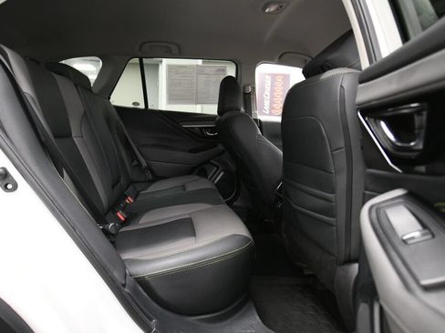 Used 2023 Subaru Outback Onyx Edition AWD/4WD image 23