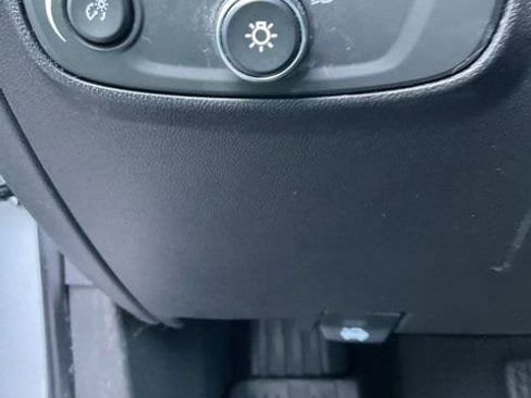 Used 2022 Chevrolet Equinox LT FWD image 27