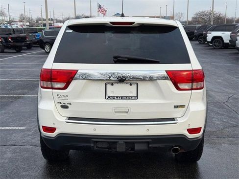 Used 2011 Jeep Grand Cherokee Overland image 4