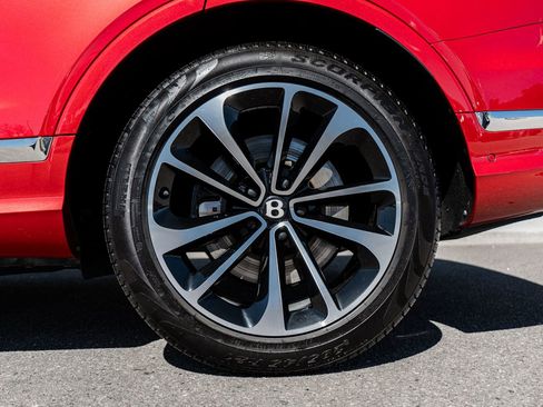 Certified 2024 Bentley Bentayga Extended Wheelbase AWD/4WD image 7