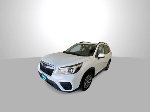 Used 2019 Subaru Forester Premium AWD/4WD image 4