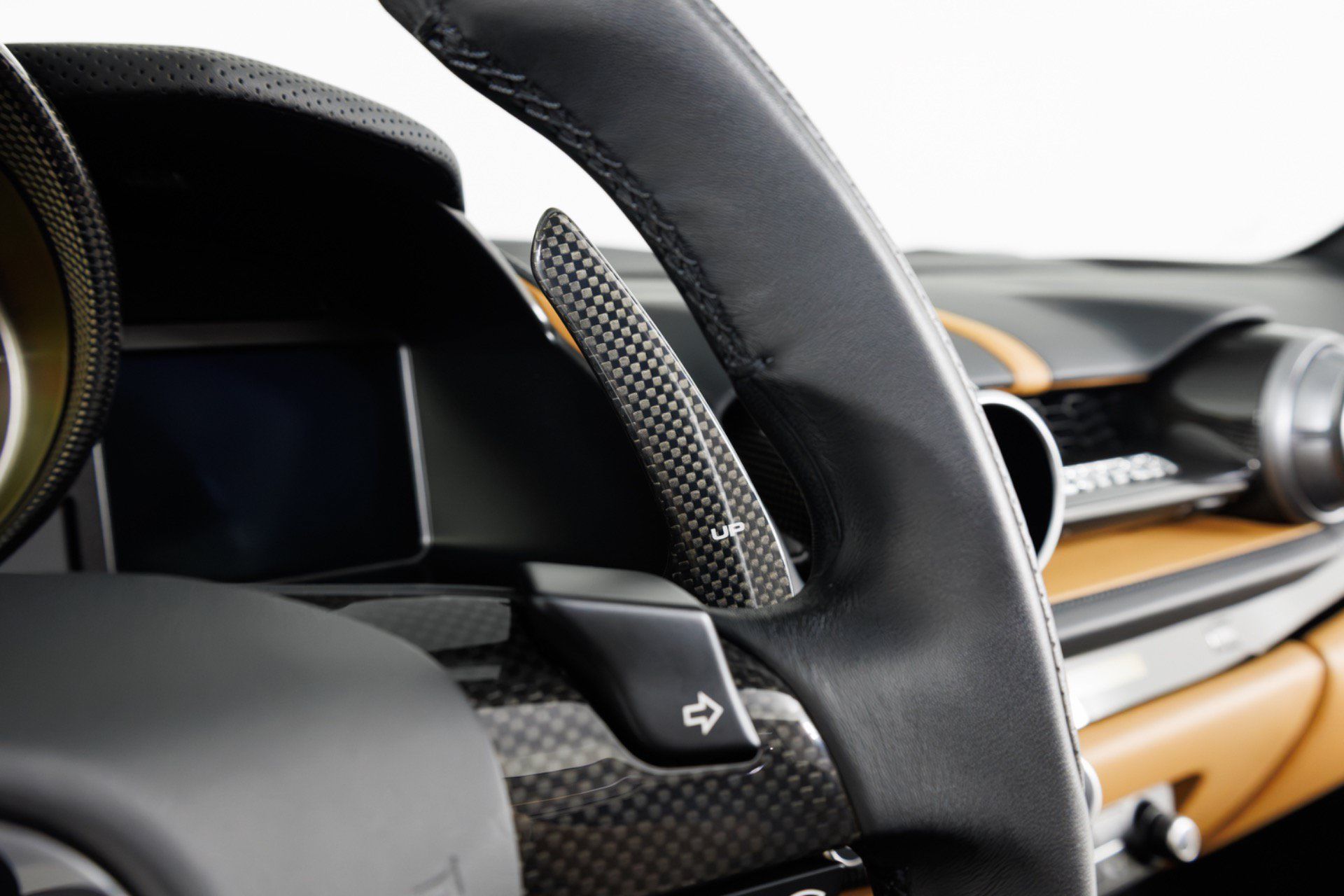 Used 2021 Ferrari 812 GTS RWD image 25