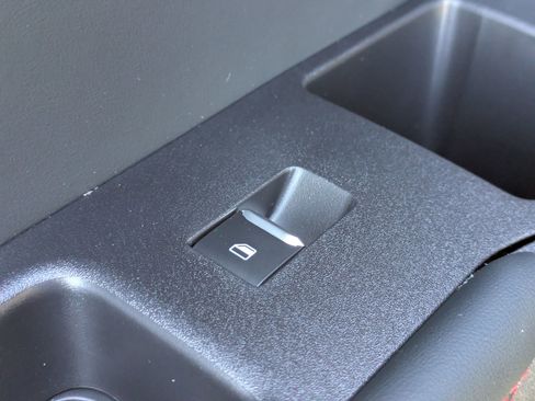 New 2026 Ford Explorer ST-Line w/ ST-Line Street Pack image 27