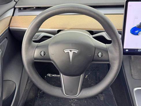Used 2022 Tesla Model 3 Long Range image 18