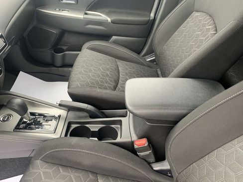 Used 2021 Mitsubishi Outlander Sport LE image 21