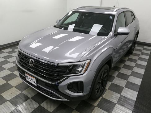 New 2026 Volkswagen Atlas Cross Sport SE AWD/4WD image 6